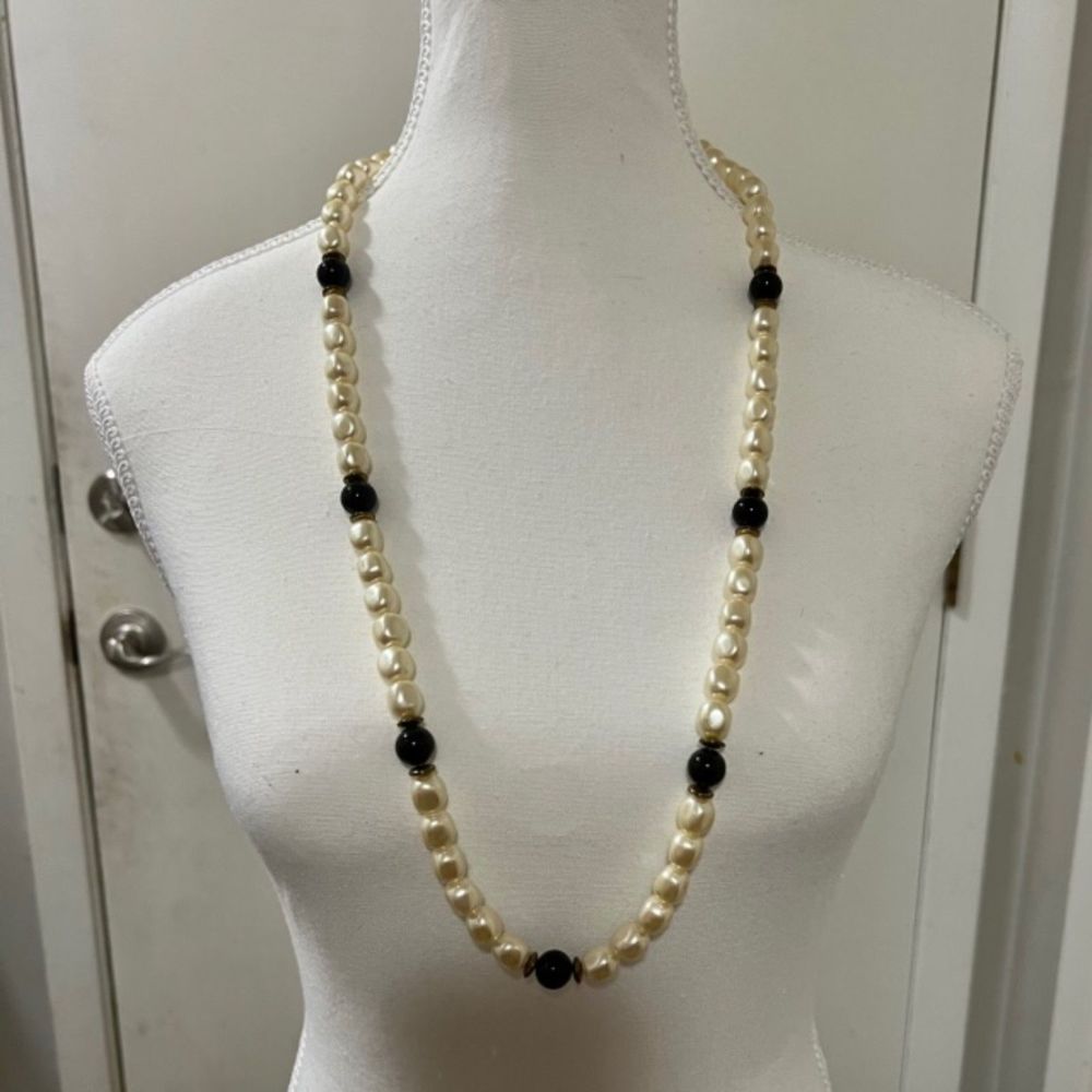 Yellow Tone Faux Pearl w Black Beads Gold Tone Disc Necklace Sterling Clasp VTG
